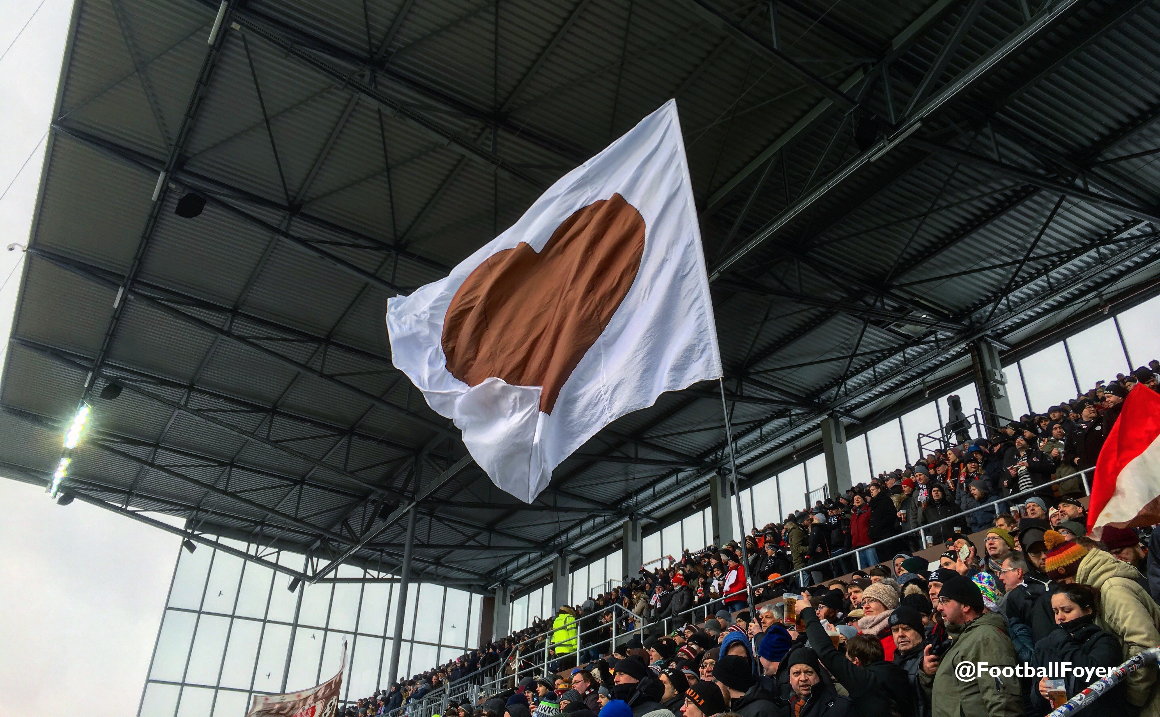 st-pauli-heart.jpg